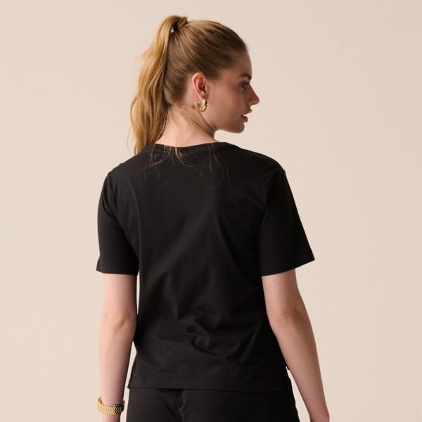 Camiseta Fila Letter Essentials Feminina